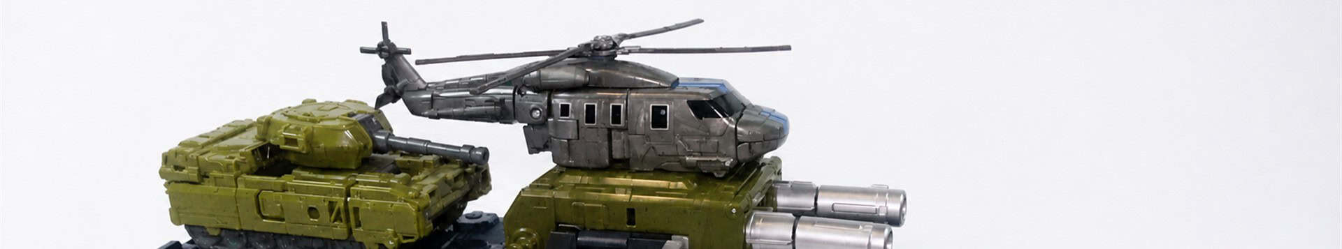 Age of the Primes Onslaught and Combaticons in vehicle mode
