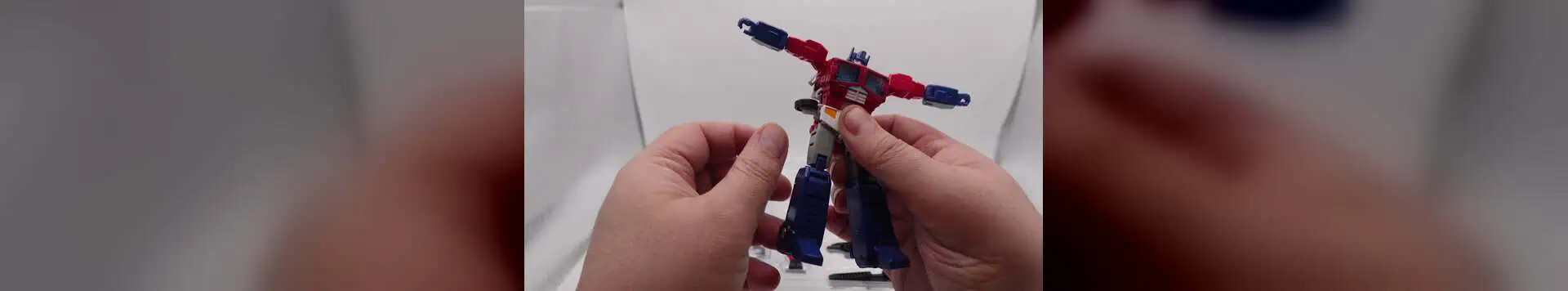 DX9 Mini Superman’s Trailer Saves It